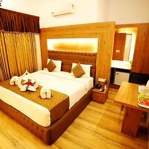 4* Semesteranläggning (resort) Jal Mahal And